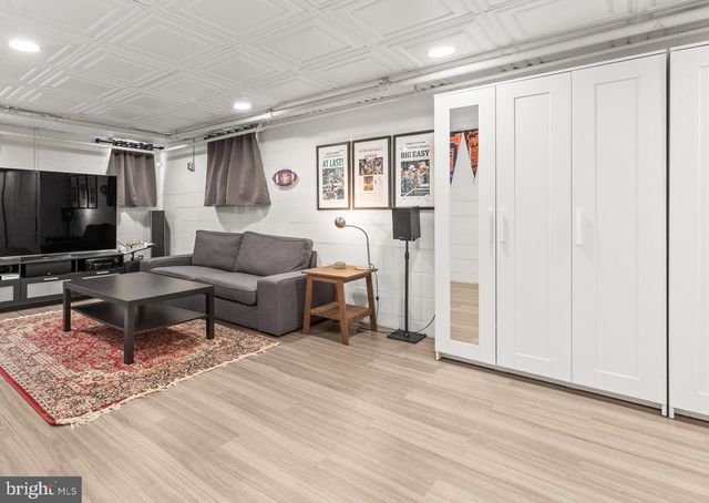 233 N 3RD ST, New Freedom, PA 17349