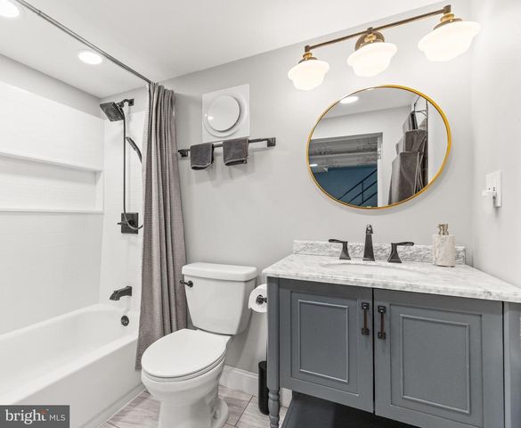 233 N 3RD ST, New Freedom, PA 17349