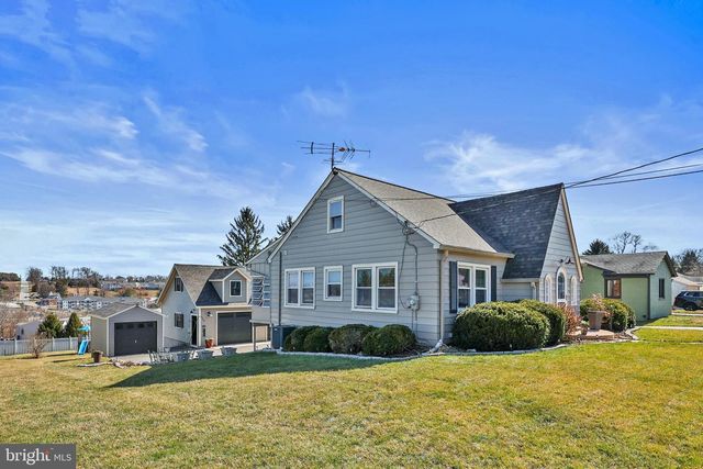 233 N 3RD ST, New Freedom, PA 17349