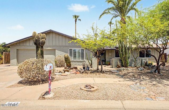 2642 W JUANITA Circle, Mesa, AZ 85202