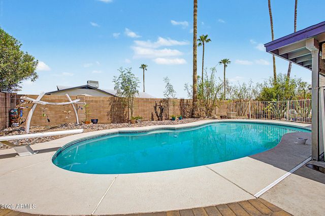 2642 W JUANITA Circle, Mesa, AZ 85202