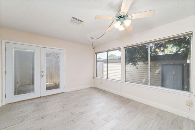7122 S Dairy Ashford Road, Houston, TX 77072