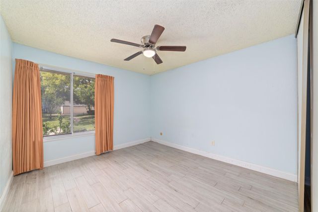 7122 S Dairy Ashford Road, Houston, TX 77072