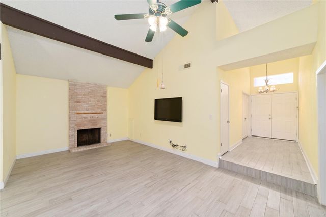 7122 S Dairy Ashford Road, Houston, TX 77072