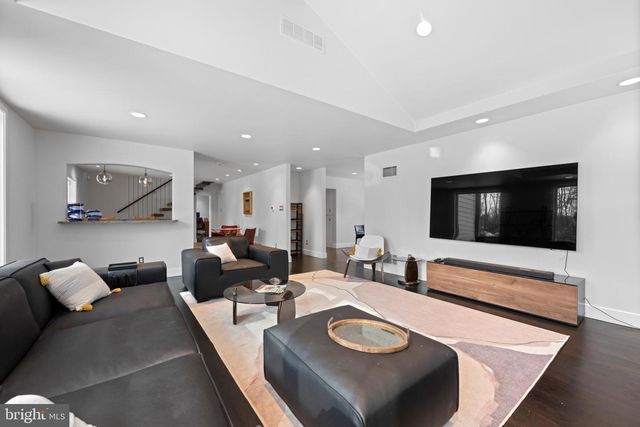 80 FLINTLOCK LN, Phoenixville, PA 19460