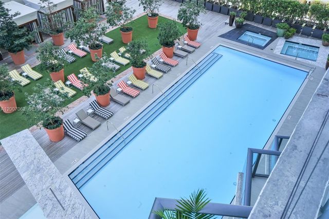 1300 S Miami Ave 1407, Miami, FL 33130