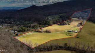 2517 Sinking Creek Road, Johnson City, TN 37601