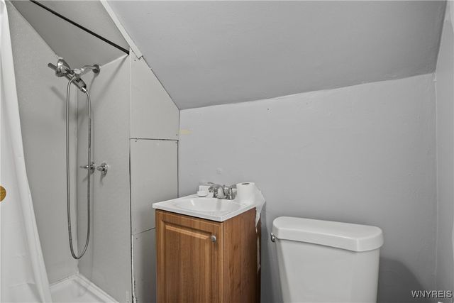 1810 Niagara Street, Niagara Falls, NY 14303