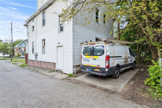 1810 Niagara Street, Niagara Falls, NY 14303