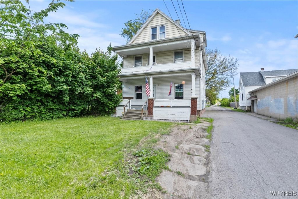 1810 Niagara Street, Niagara Falls, NY 14303