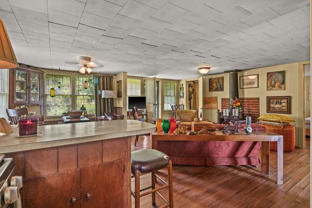 1031 CR 1770, Mt Pleasant, TX 75455
