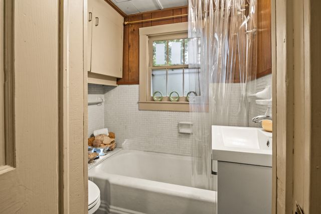 1031 CR 1770, Mt Pleasant, TX 75455