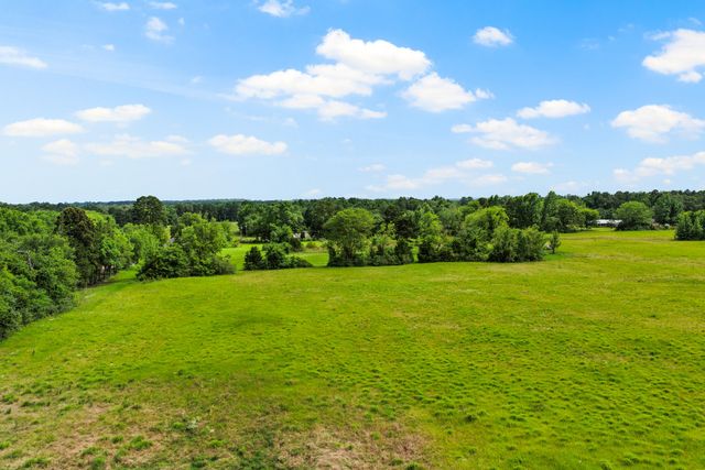 1031 CR 1770, Mt Pleasant, TX 75455