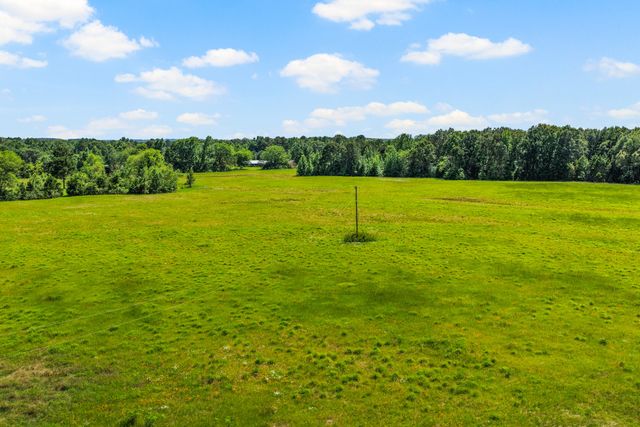 1031 CR 1770, Mt Pleasant, TX 75455