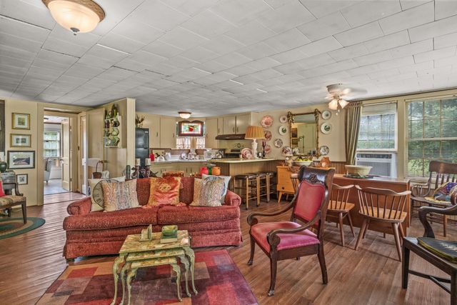 1031 CR 1770, Mt Pleasant, TX 75455