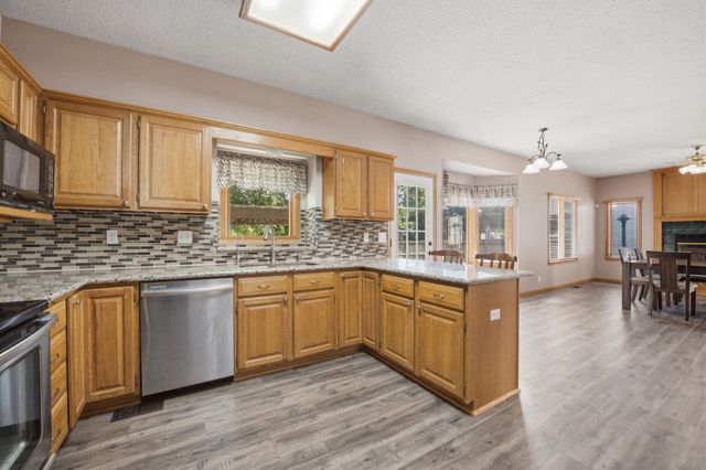 9818 W Bella Vista, Wichita, KS 67212