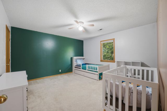 9818 W Bella Vista, Wichita, KS 67212