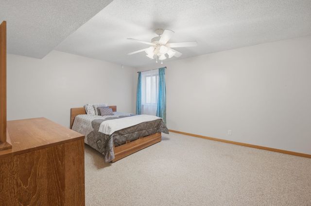 9818 W Bella Vista, Wichita, KS 67212