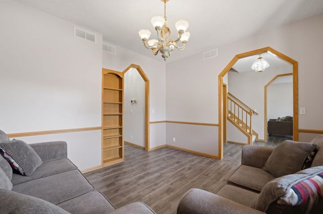 9818 W Bella Vista, Wichita, KS 67212