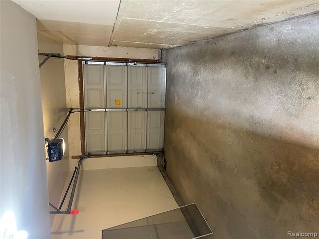 23343 Cornerstone Village Drive, Southfield, MI 48075