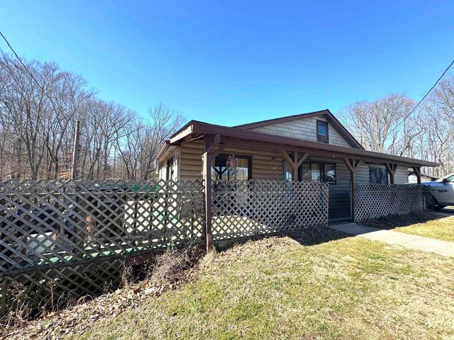 7427 N Red Hill Road, Ellettsville, IN 47429