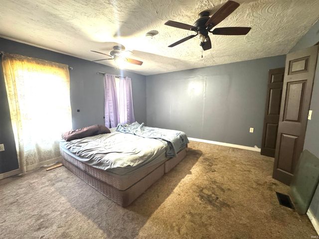 7427 N Red Hill Road, Ellettsville, IN 47429