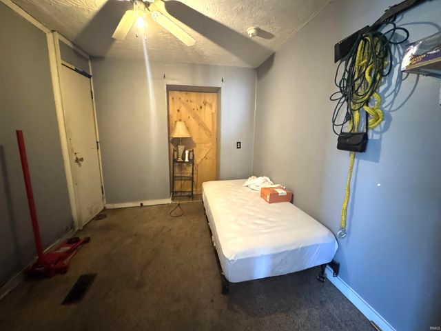 7427 N Red Hill Road, Ellettsville, IN 47429