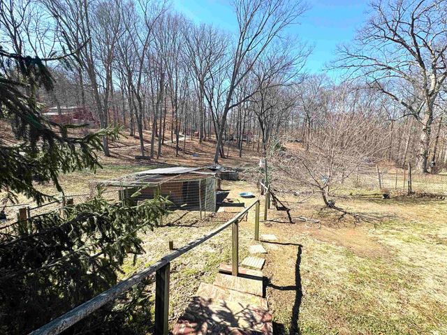 7427 N Red Hill Road, Ellettsville, IN 47429