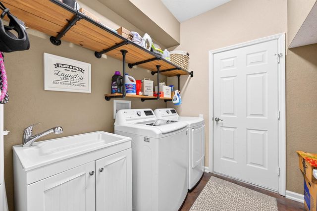 1135 TOLUKE POINT, Orlando, FL 32828