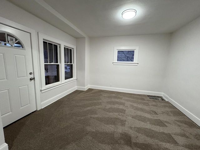 3157 S 8th STREET, Milwaukee, WI 53215