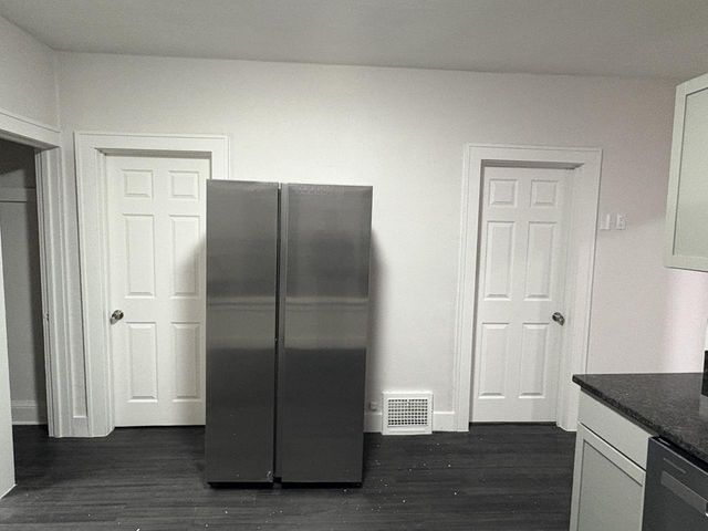 3157 S 8th STREET, Milwaukee, WI 53215