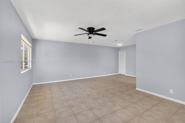 2103 Catherine Dr Dr 2, Delray Beach, FL 33445