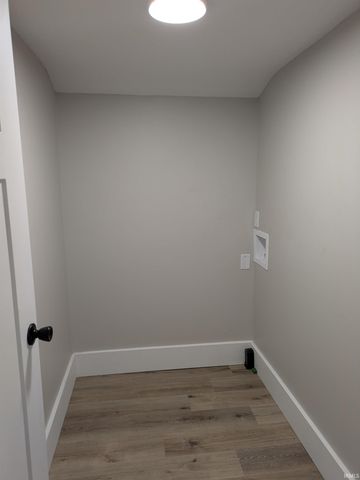 3337 E 1000 S-92 Road, Roanoke, IN 46783