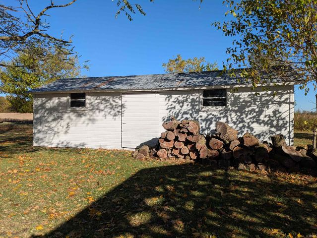 3337 E 1000 S-92 Road, Roanoke, IN 46783