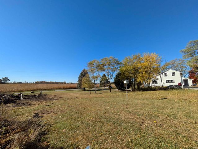 3337 E 1000 S-92 Road, Roanoke, IN 46783