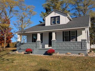 3337 E 1000 S-92 Road, Roanoke, IN 46783