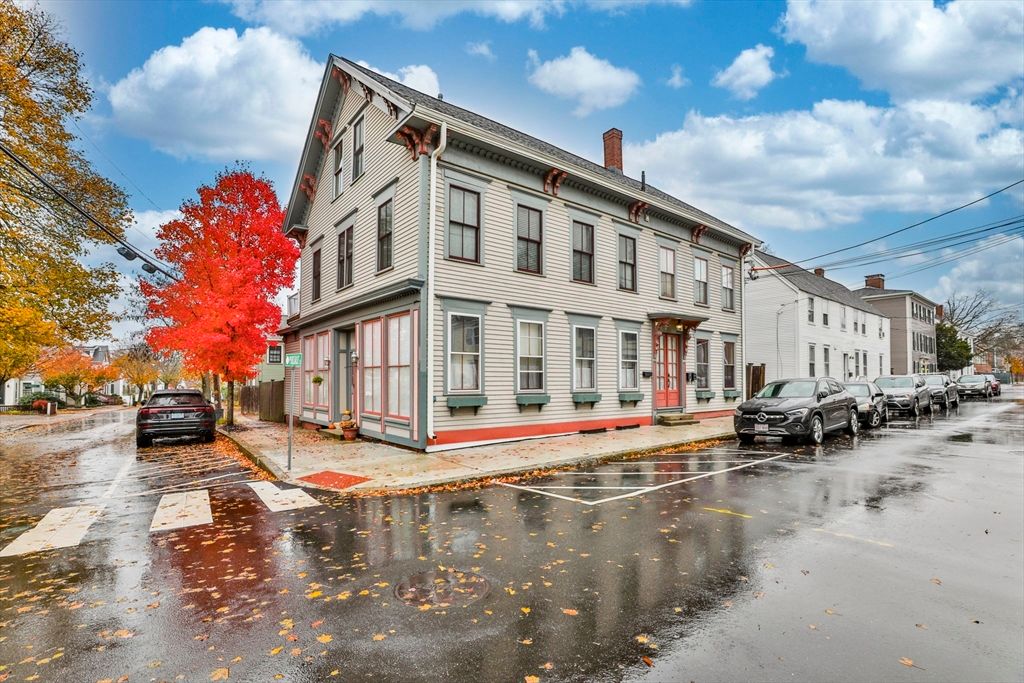 57 Lime St 1, Newburyport, MA 01950