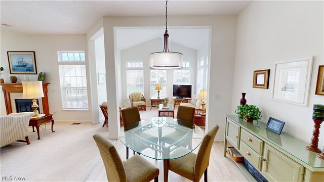 1003 Nature Wood Circle, Kent, OH 44240
