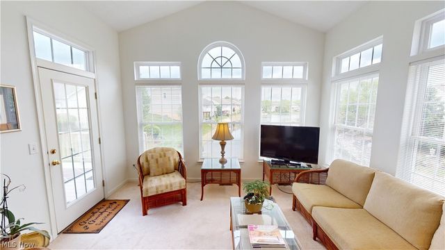 1003 Nature Wood Circle, Kent, OH 44240