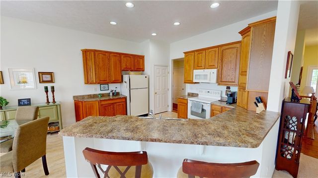 1003 Nature Wood Circle, Kent, OH 44240