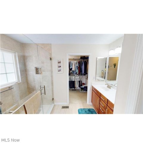 1003 Nature Wood Circle, Kent, OH 44240
