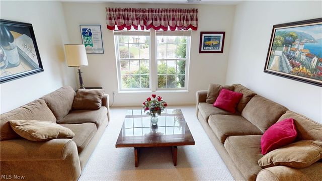 1003 Nature Wood Circle, Kent, OH 44240