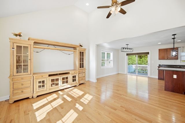 39 Mulberry St, Brockton, MA 02302