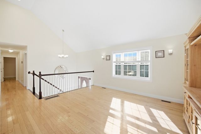39 Mulberry St, Brockton, MA 02302