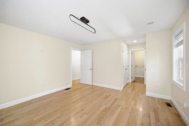 39 Mulberry St, Brockton, MA 02302