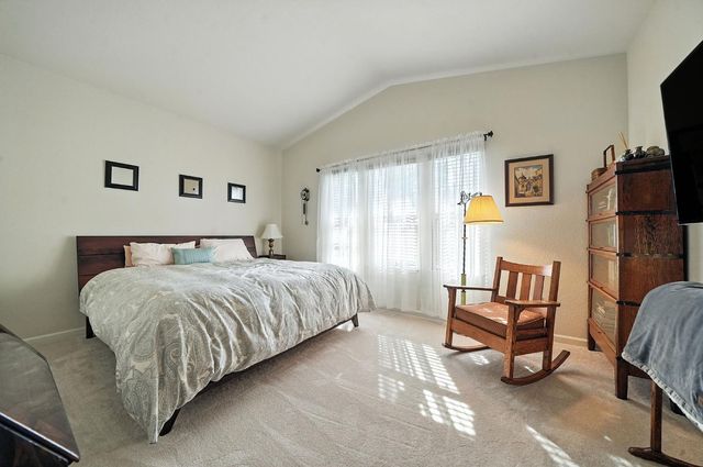 650 Castle Oaks Dr, Ione, CA 95640