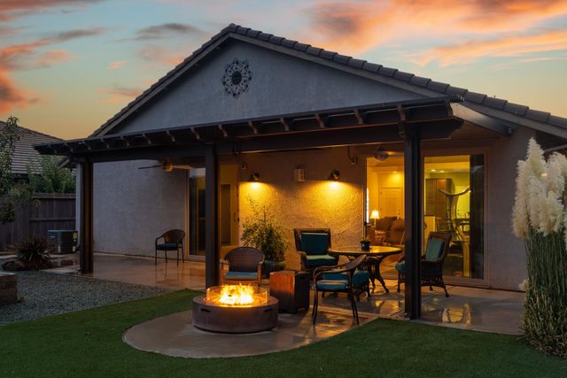 650 Castle Oaks Dr, Ione, CA 95640