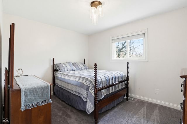 5523 S Nineveh Road, Franklin, IN 46131