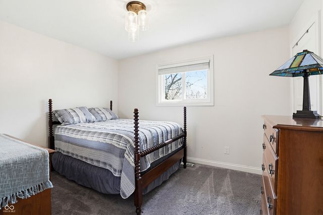 5523 S Nineveh Road, Franklin, IN 46131