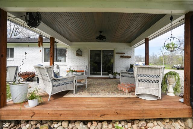 5523 S Nineveh Road, Franklin, IN 46131